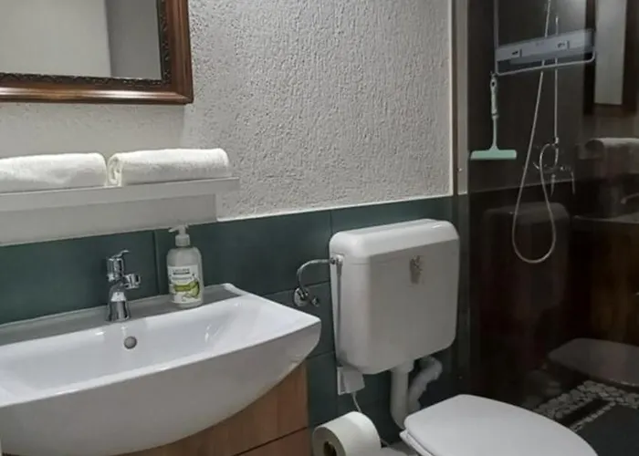 A Bringas 2 * באלאטונפורד