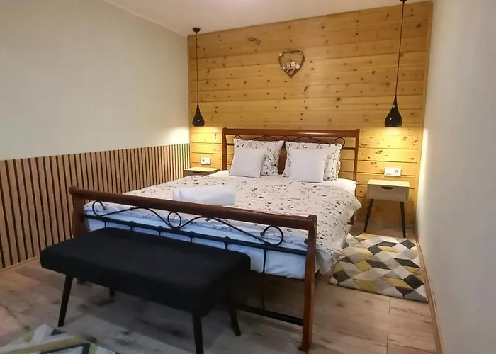 A Bringas 2 דירה